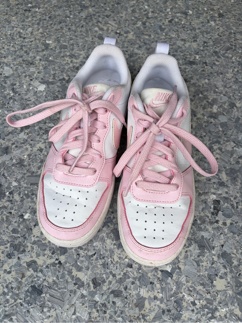 Nike Kids Pink and White Low-Top Sneakers with Swoosh